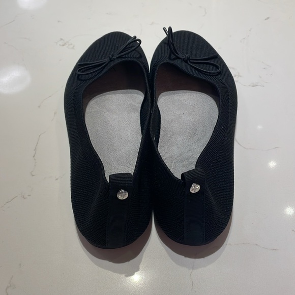 Danskin ballet flats, black with bow - Picture 2 of 3